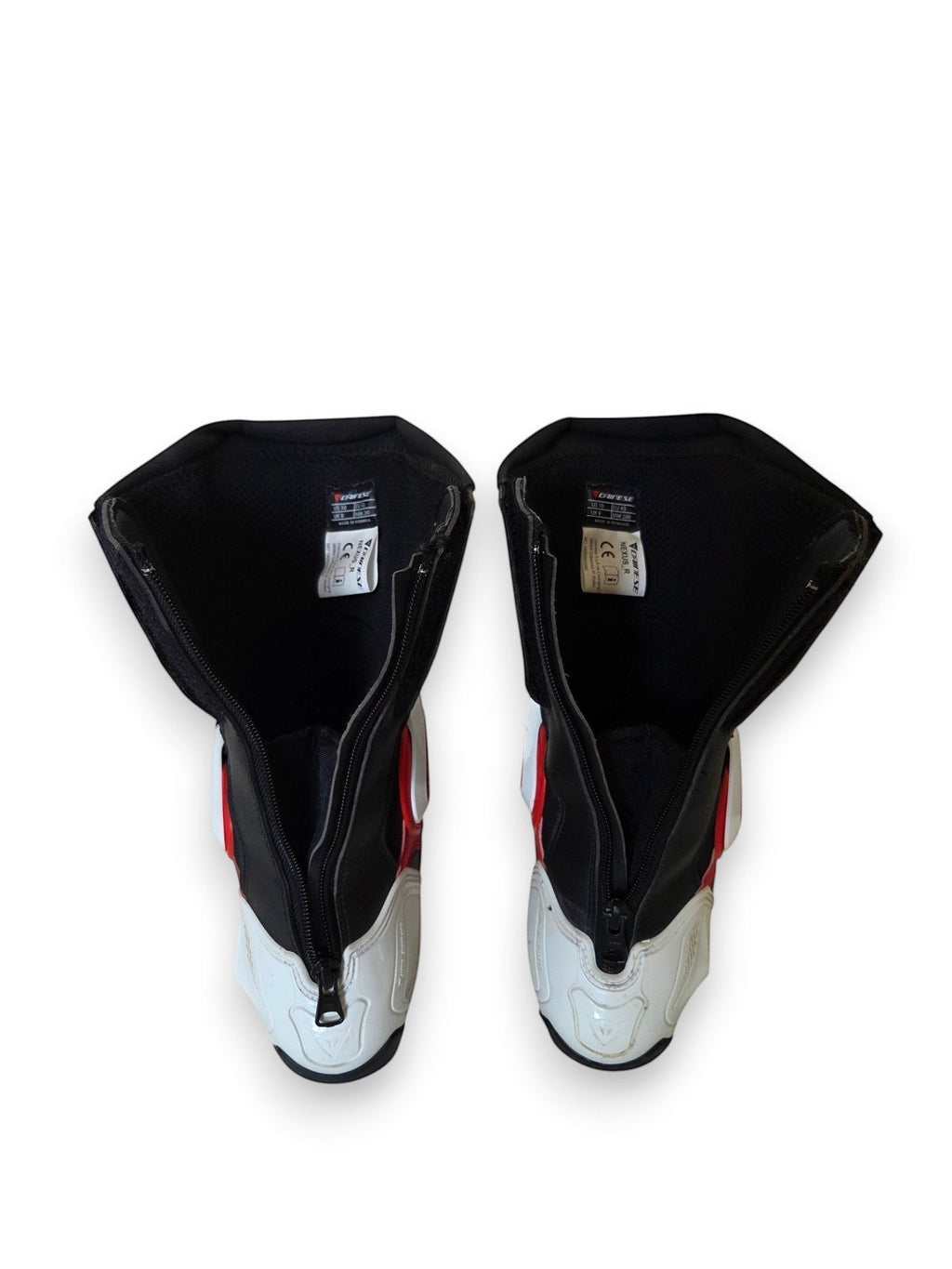 Bottes Dainese Nexus R – Blanc et Rouge, Taille 43 - Moto Gear Select