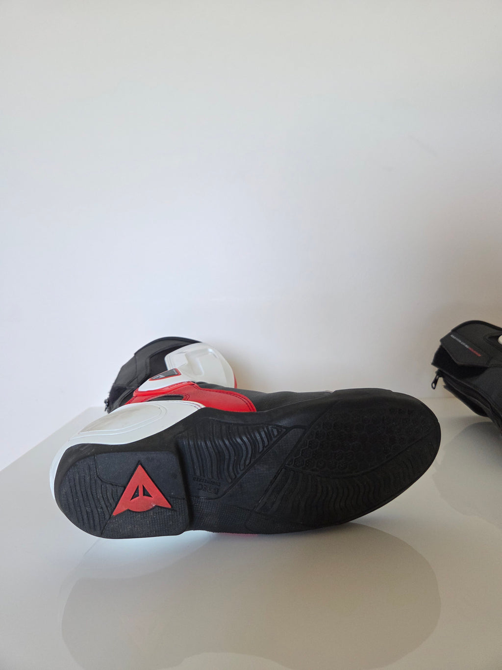 Bottes Dainese Nexus R Blanche et Rouge
